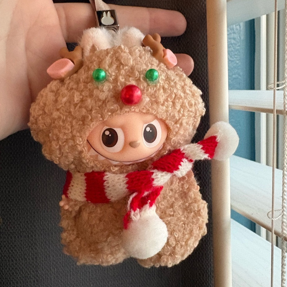 Rudolph outfit for mini labubu (pin for love size)